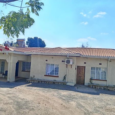 MATT Bed&Breakfast Lilongwe Exterior foto